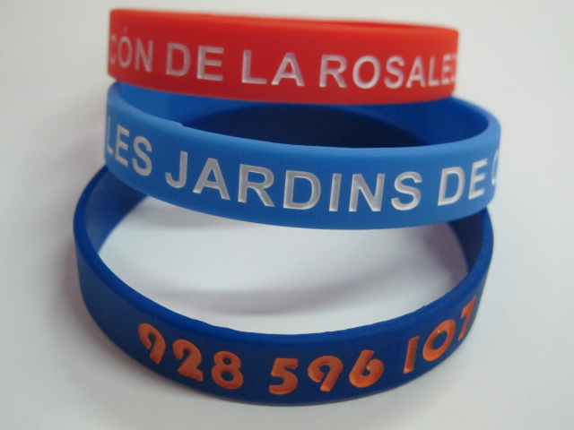 PULSERAS BAJO RELIEVE + 1 COLOR